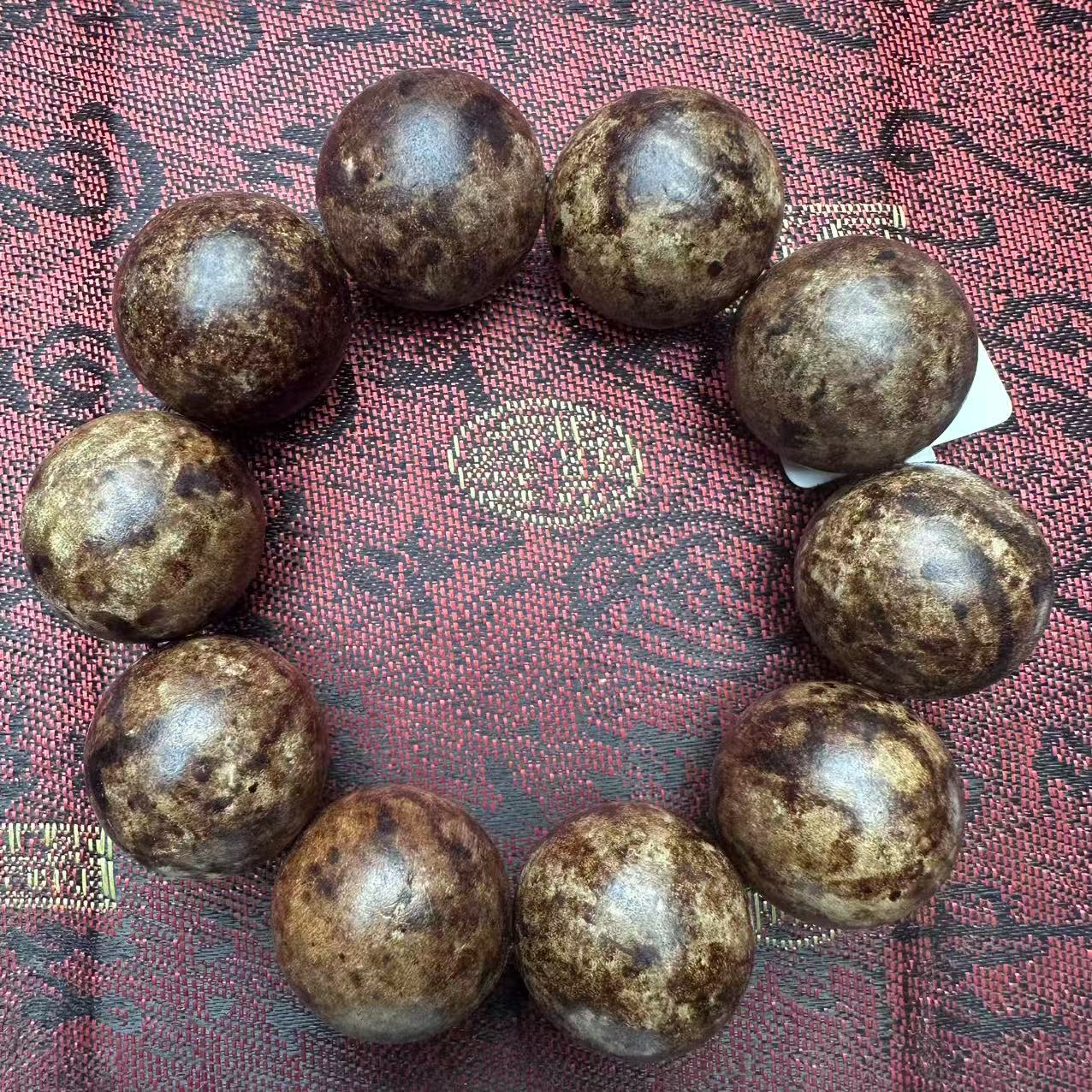 （开总文玩）天然沉香木串295