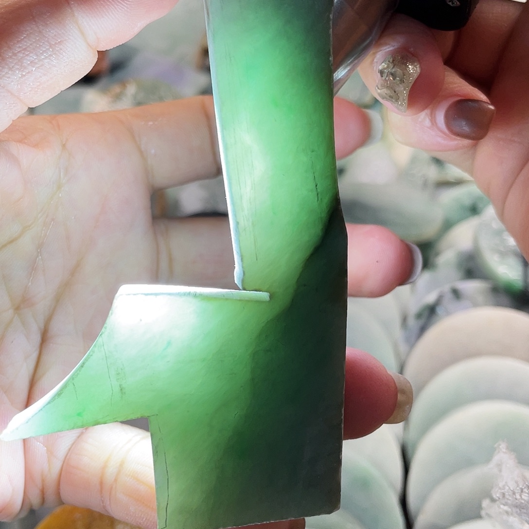 裸石翡翠180000000