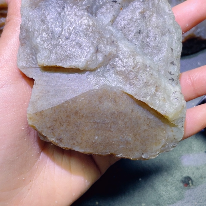 和田玉未镶嵌珠宝半成品