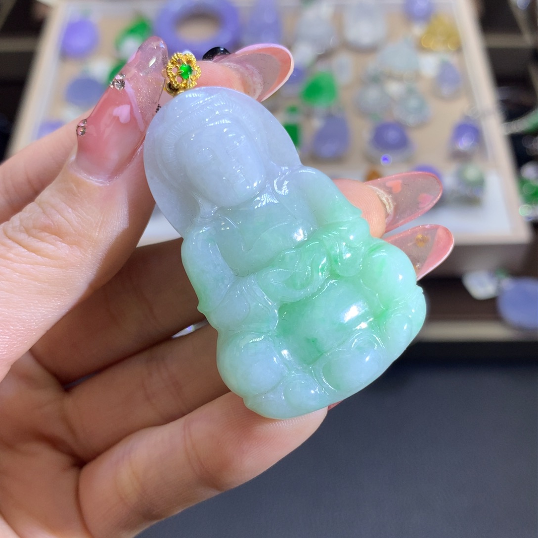 翡翠颈饰18K金镶嵌翡翠吊坠