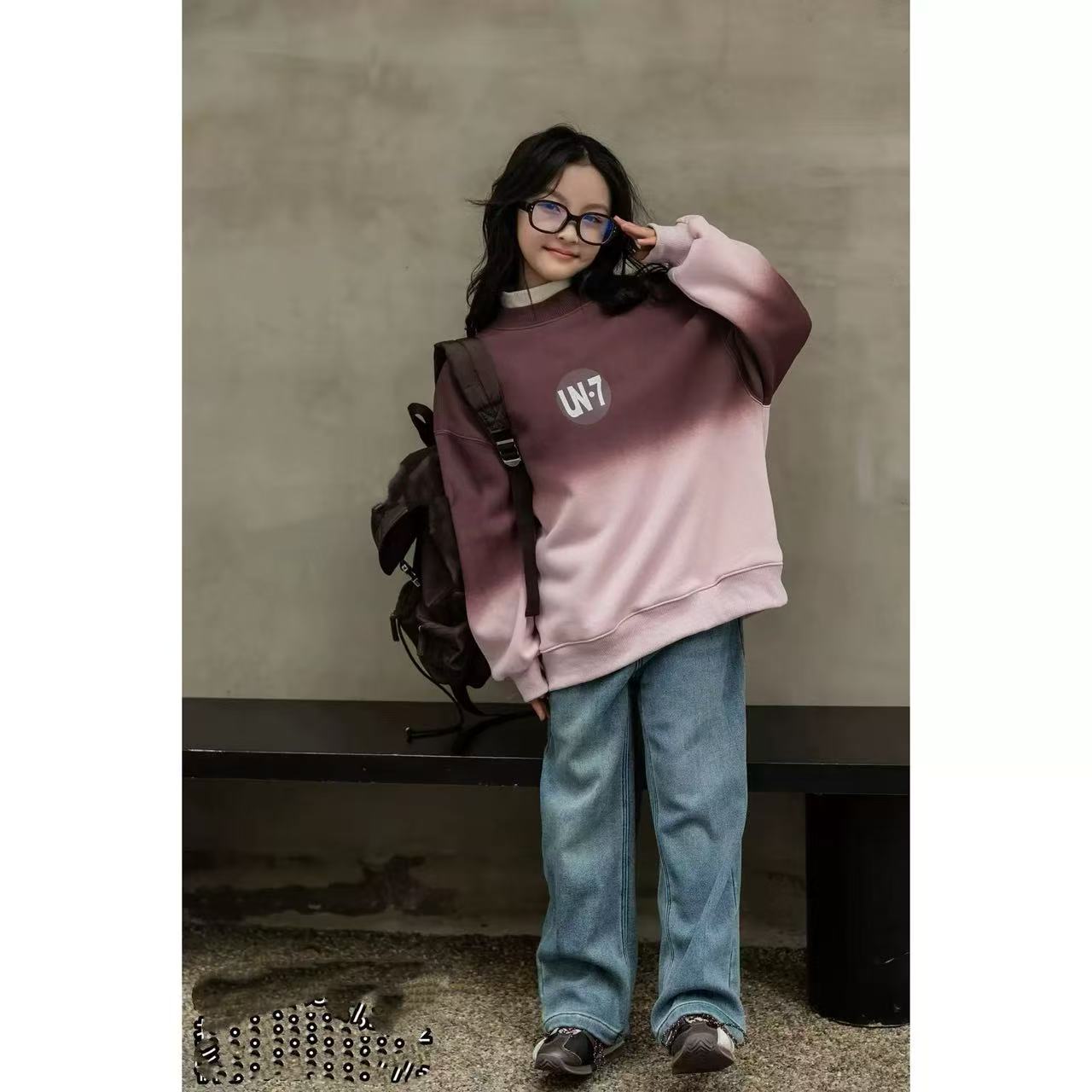 510083 韩版男童女童新款秋款时尚儿童洋气百搭休闲加绒渐变卫衣
