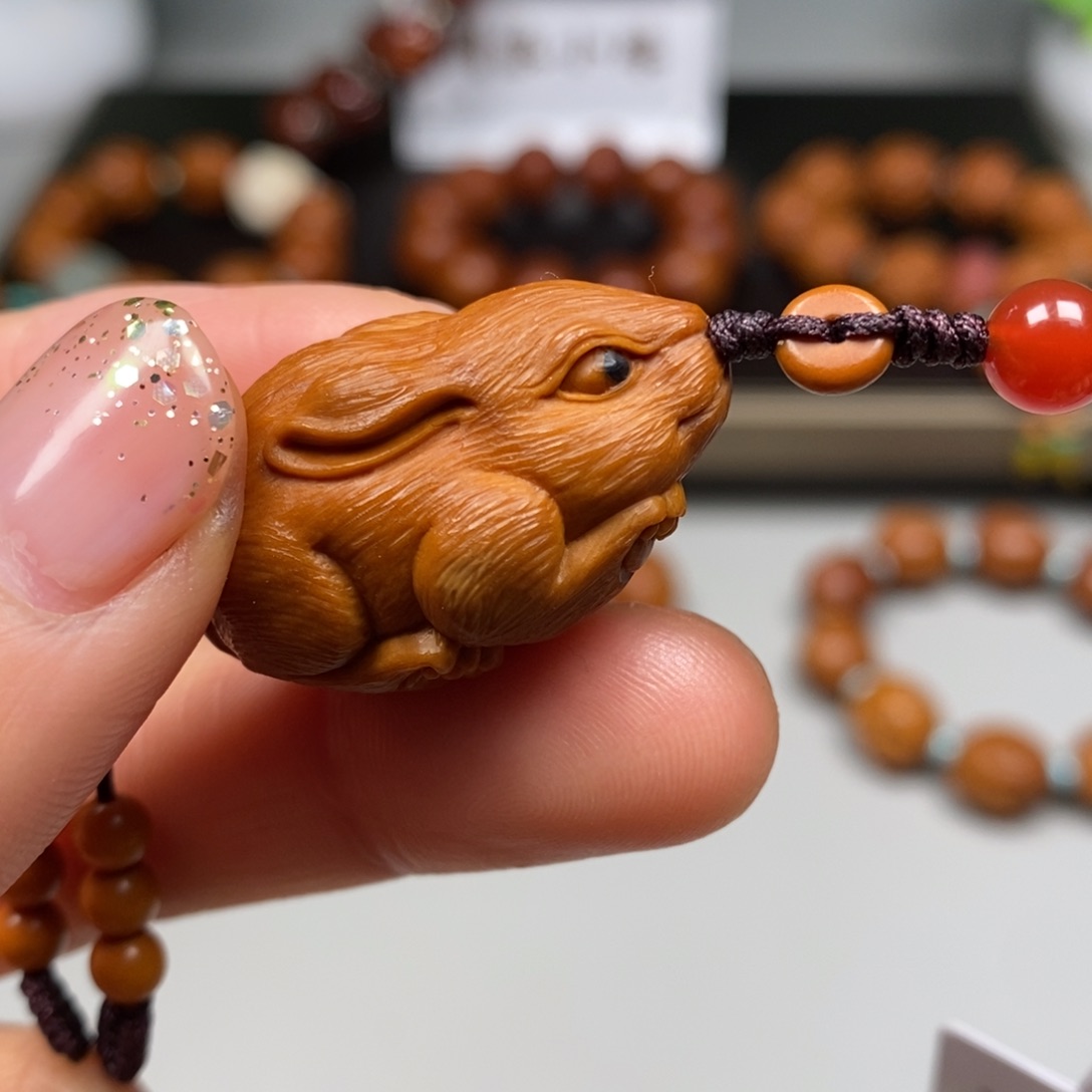 橄榄核吊坠兔子单子