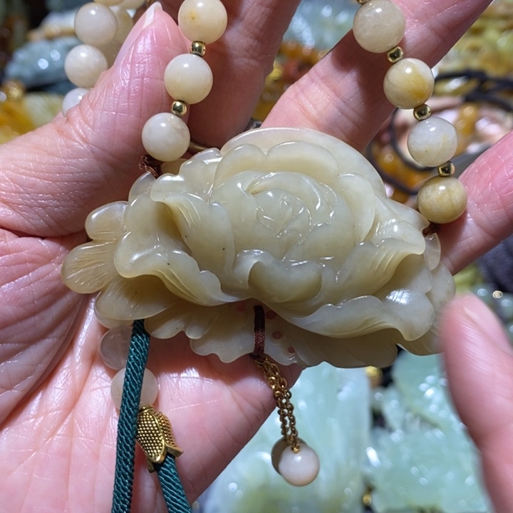 岫玉岫玉吊坠未镶嵌