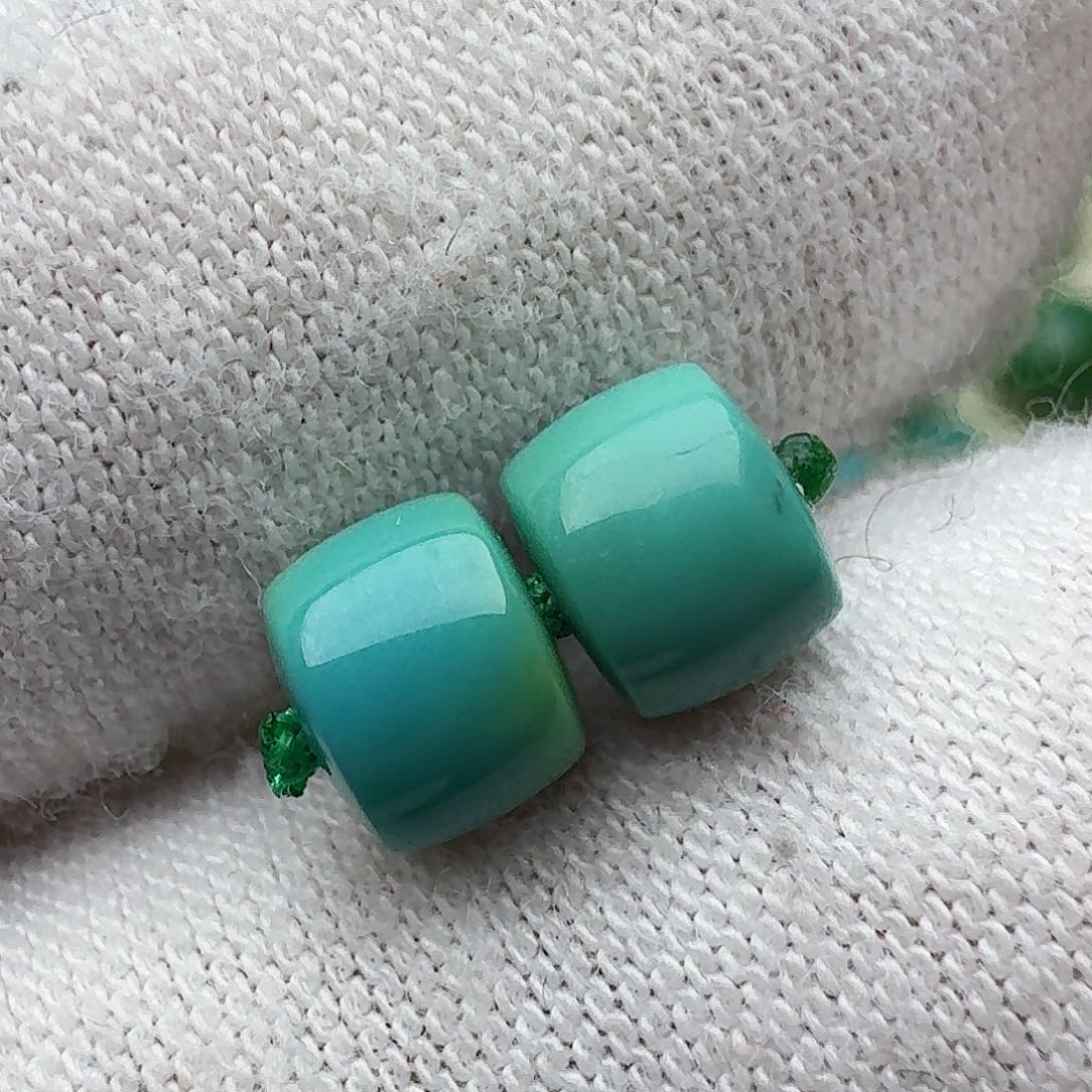 绿松石未镶嵌直切对珠5.9