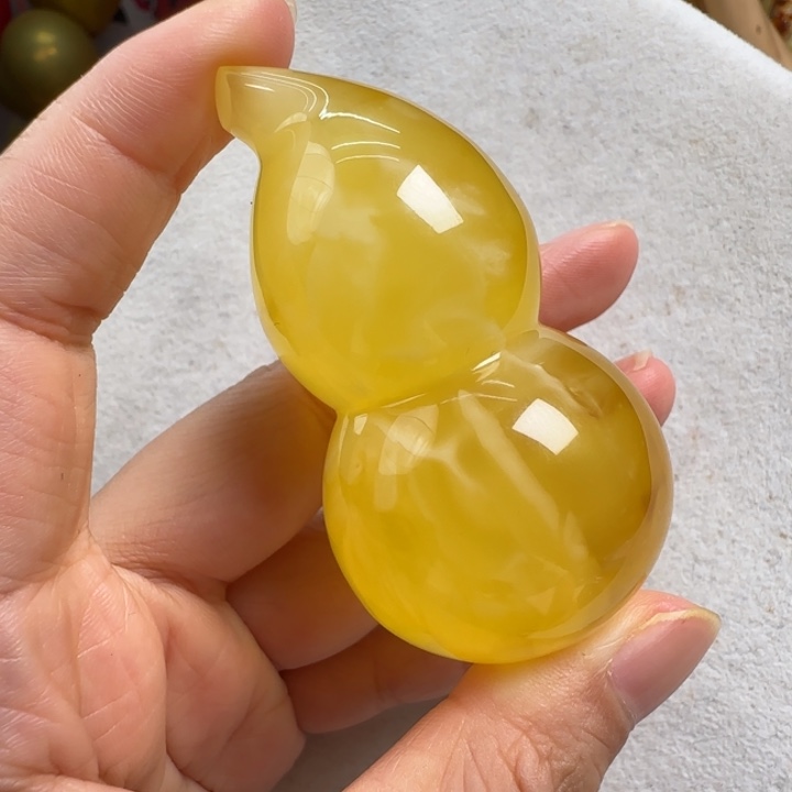 未镶嵌蜜蜡珠宝奇石