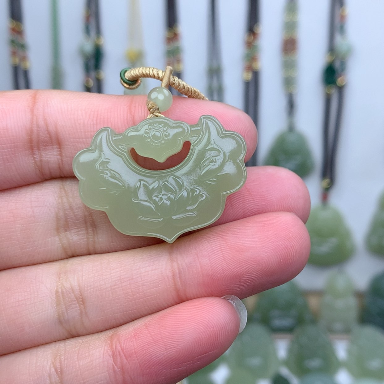 【闪购商品】和田玉颈饰未镶嵌