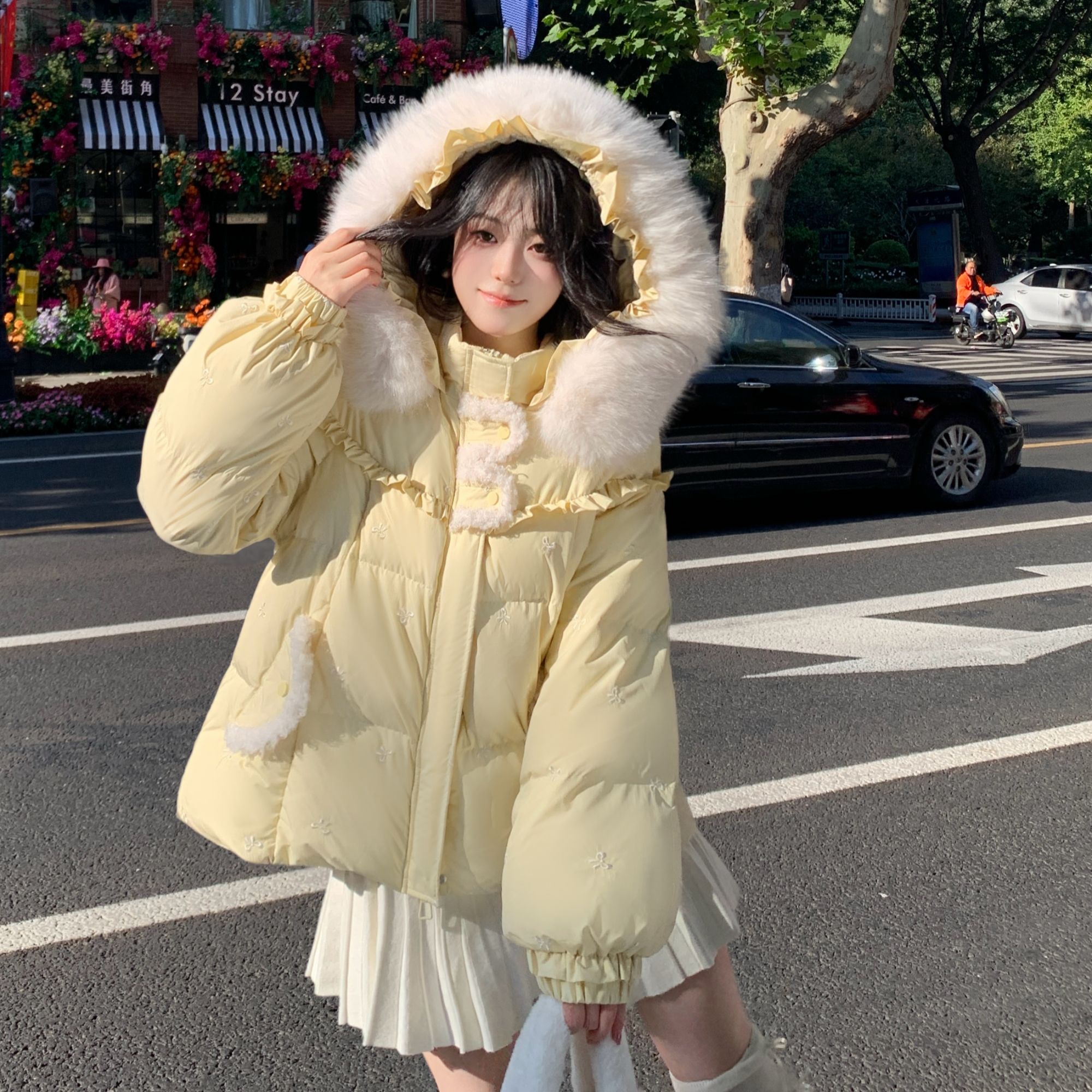 Blovelan晨曦之梦 甜美温柔刺绣90白鸭绒羽绒服
