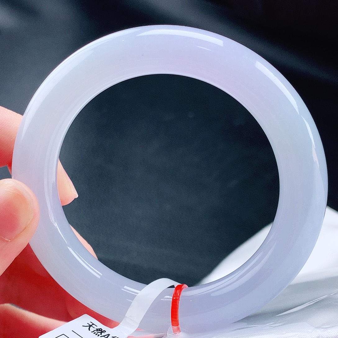 未镶嵌手镯（圆镯）翡翠57胖