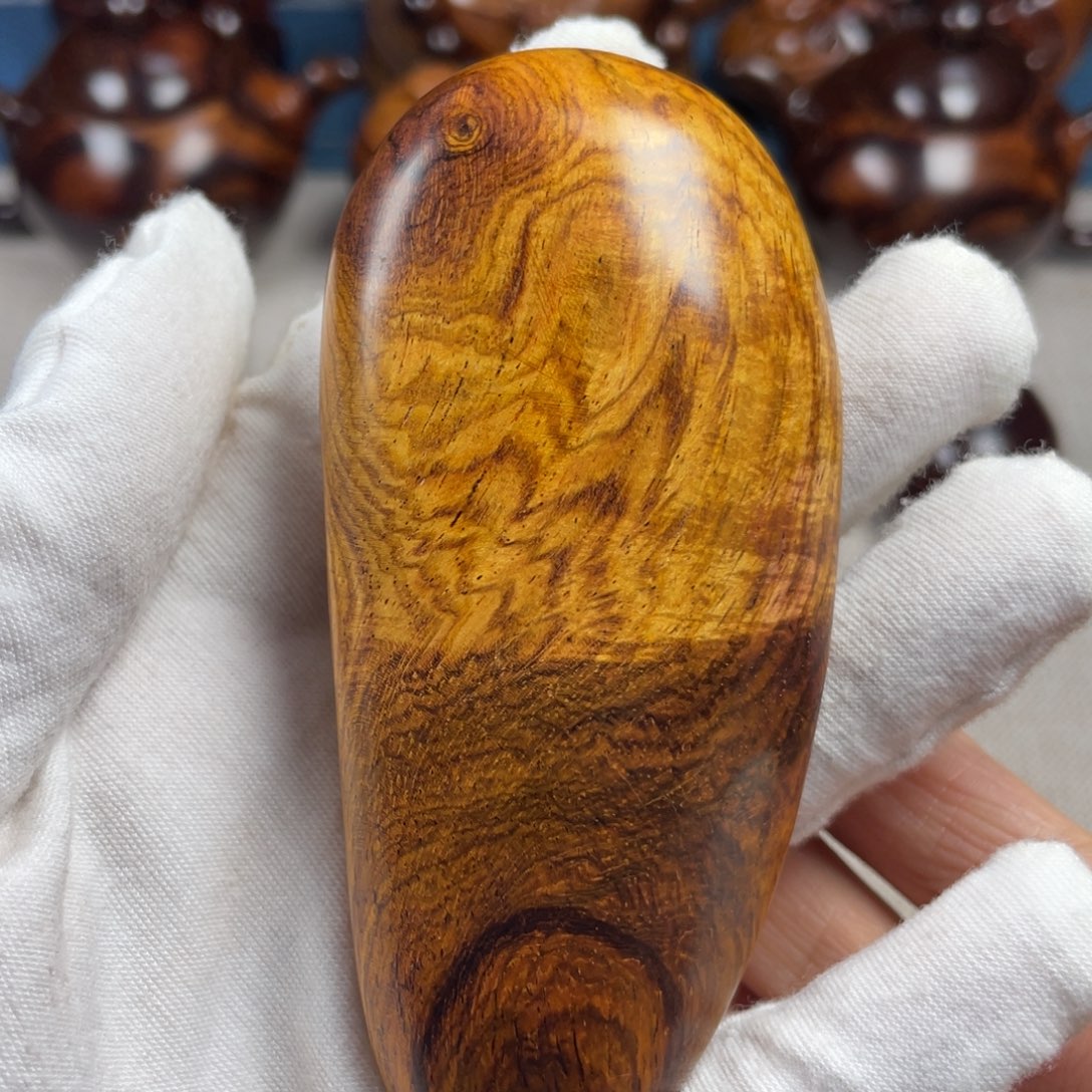 黄花梨/降香黄檀把件