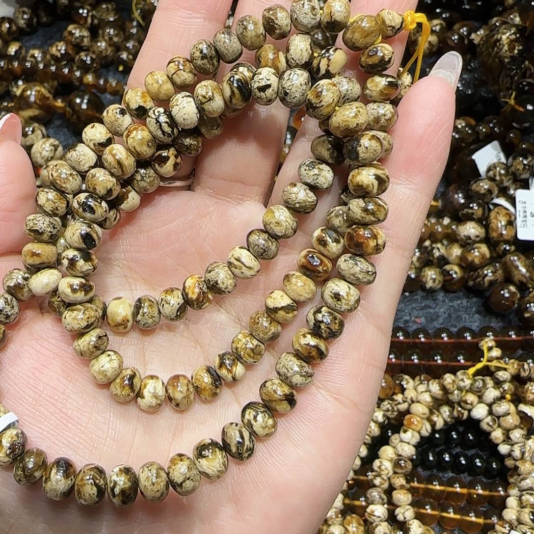 琥珀耳饰未镶嵌欢**a抚顺琥珀