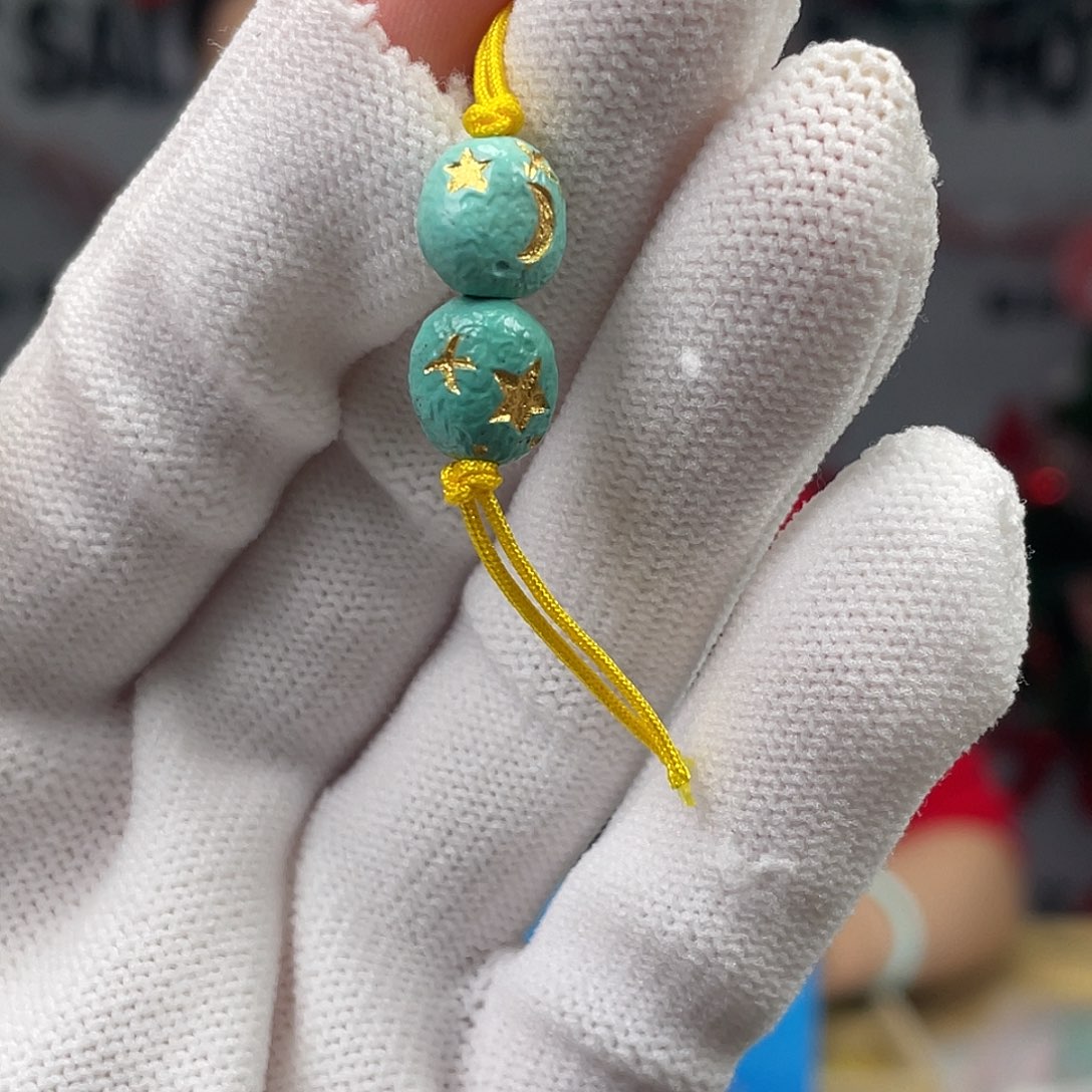 绿松石未镶嵌挂件