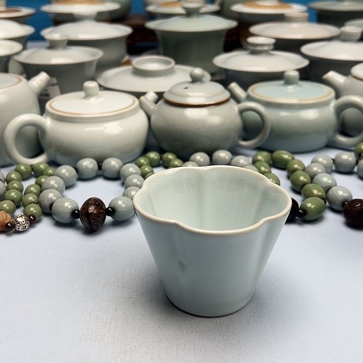 杯微暇月白釉梅花杯原蓝原釉原产地