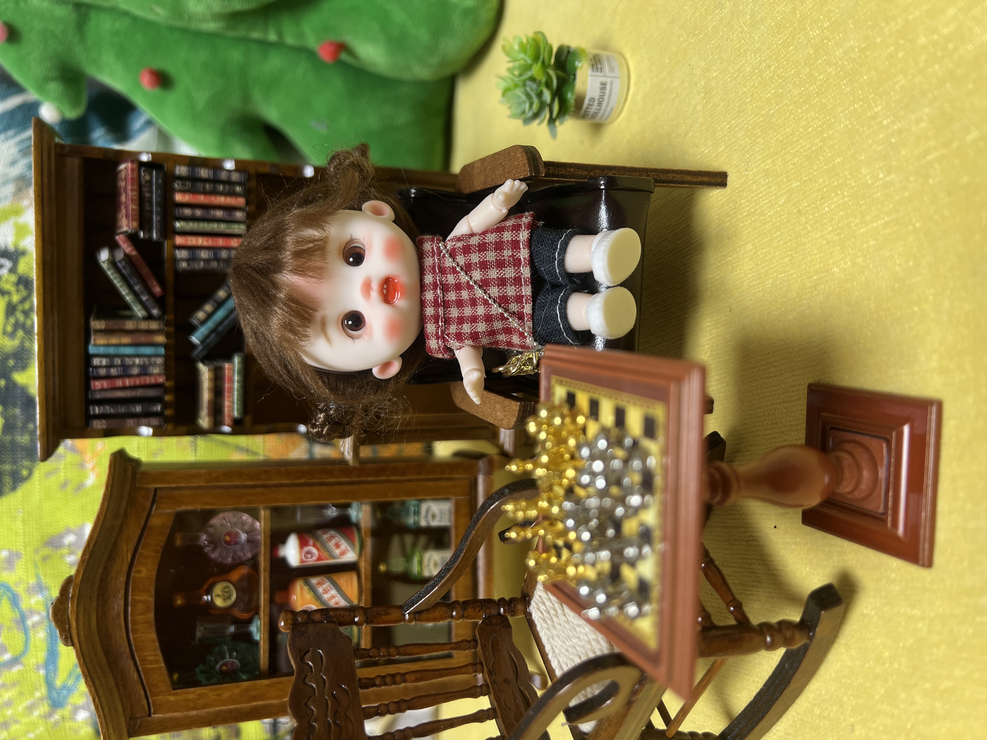 手工软陶迷你娃娃