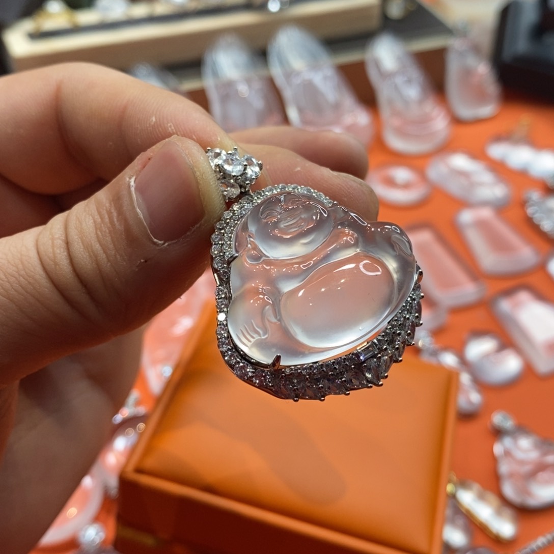 石英质玉吊坠银S925镶嵌舒***6