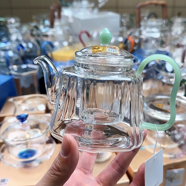 禾器浅玉色锦瑞壶