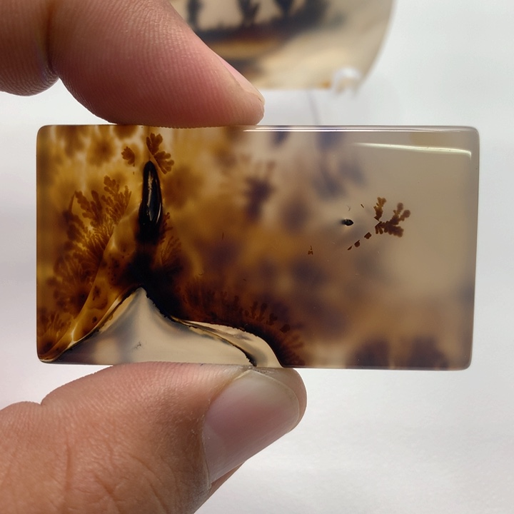 玛瑙/玉髓颈饰未镶嵌W**生