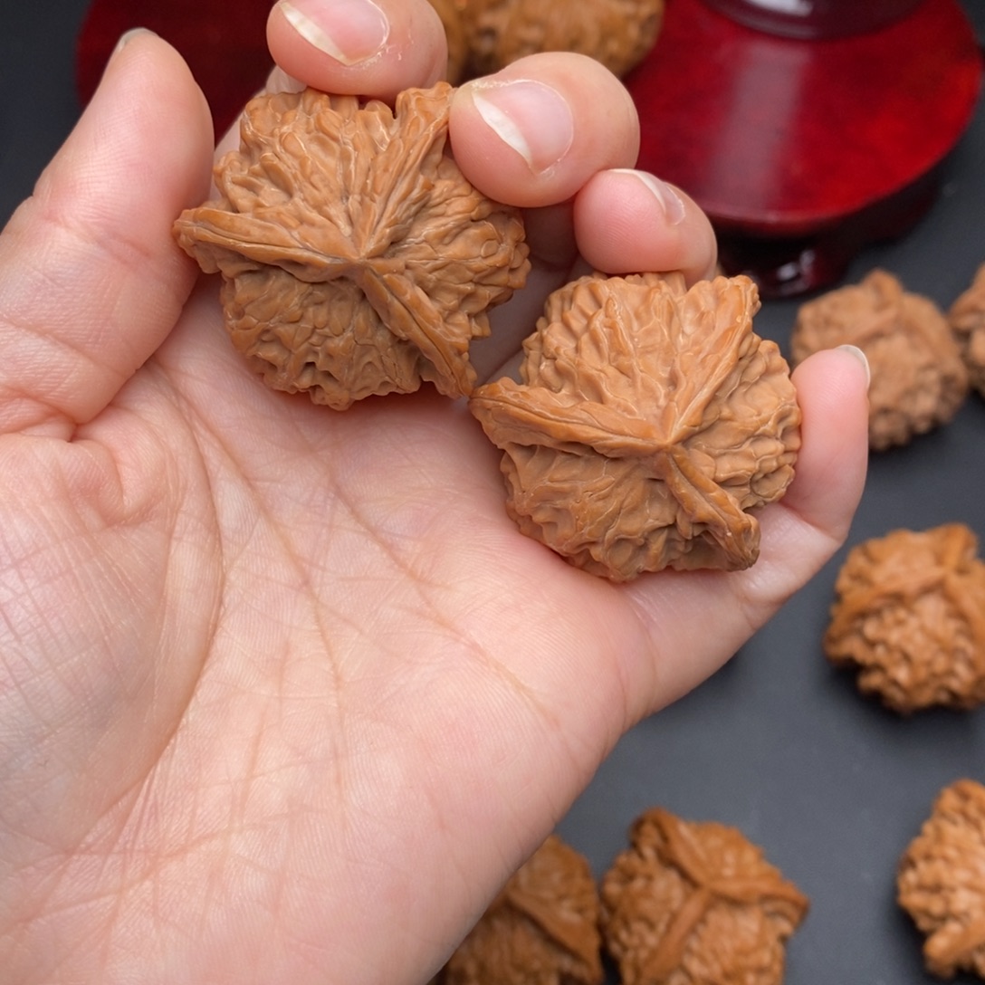 福利文玩核桃盘山三棱全品36