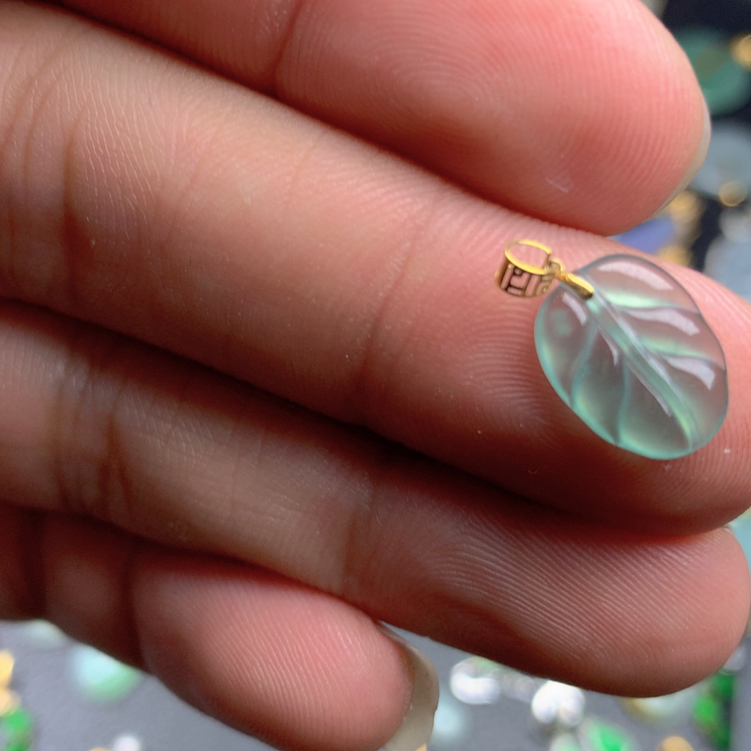 【闪购商品】翡翠18K金镶嵌颈饰翡翠