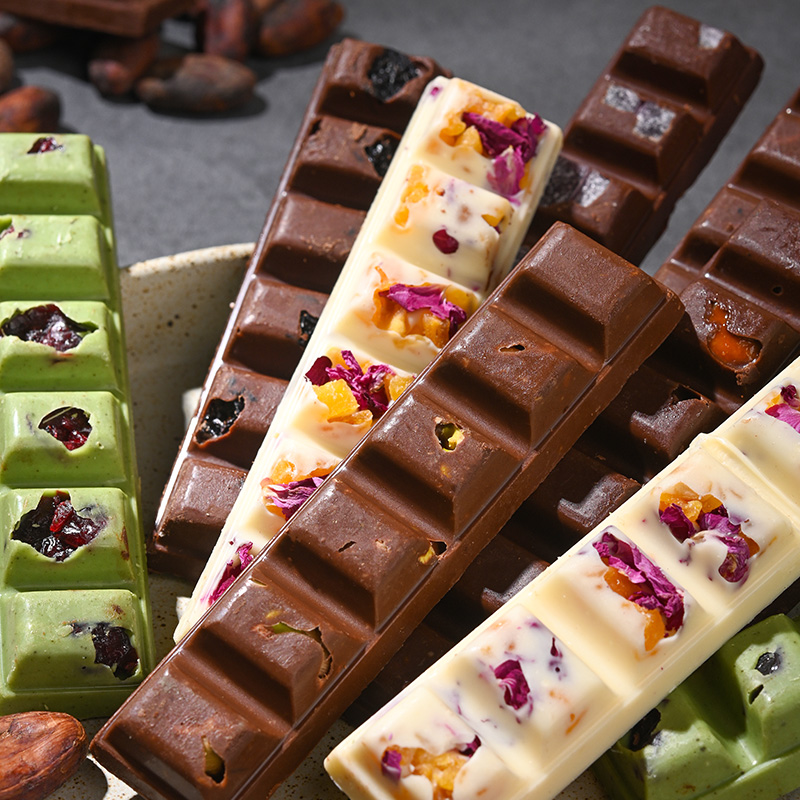 纯可可脂迪拜巧克力零食夹心巧克力开心果酱手工可可脂巧克力