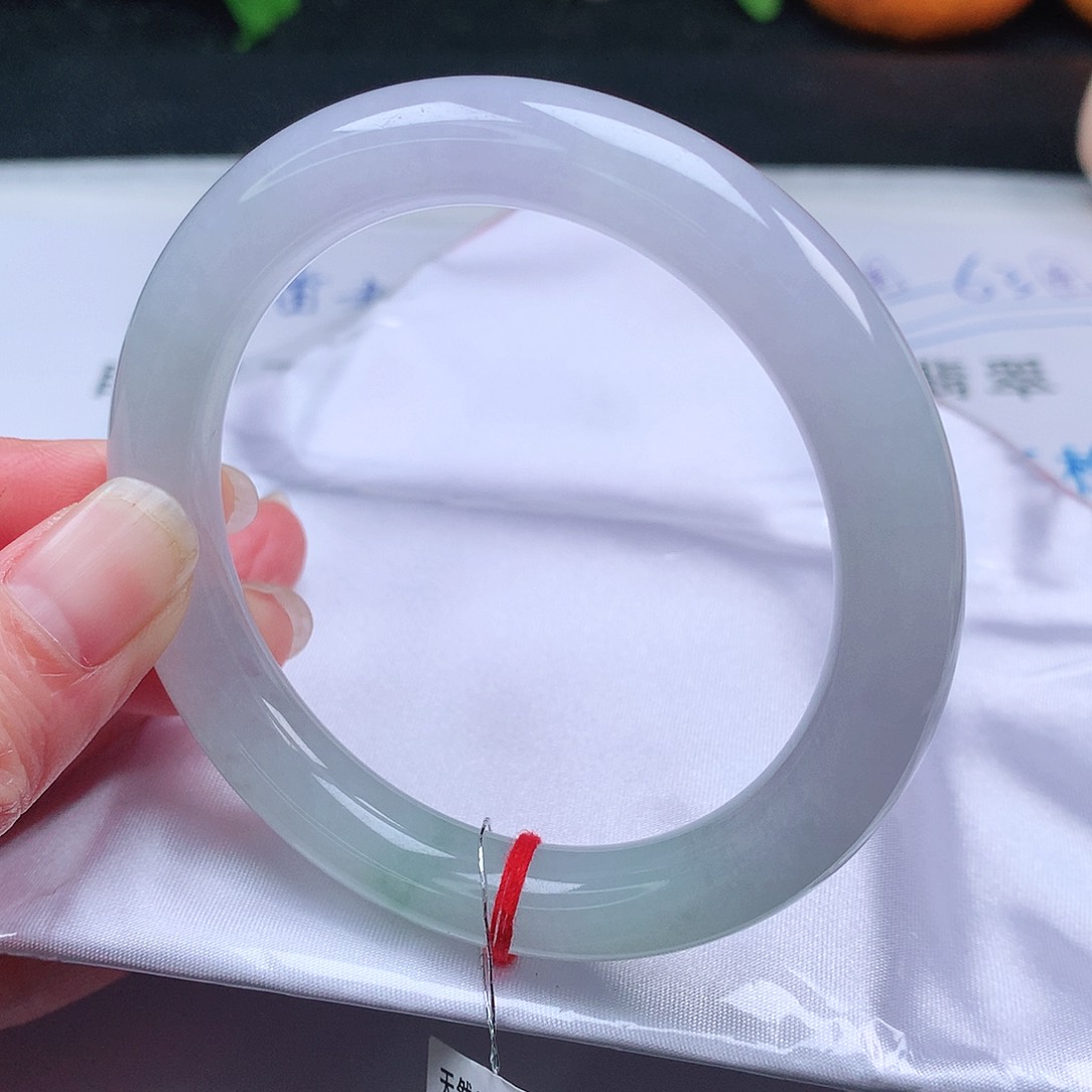 翡翠手镯未镶嵌58圈