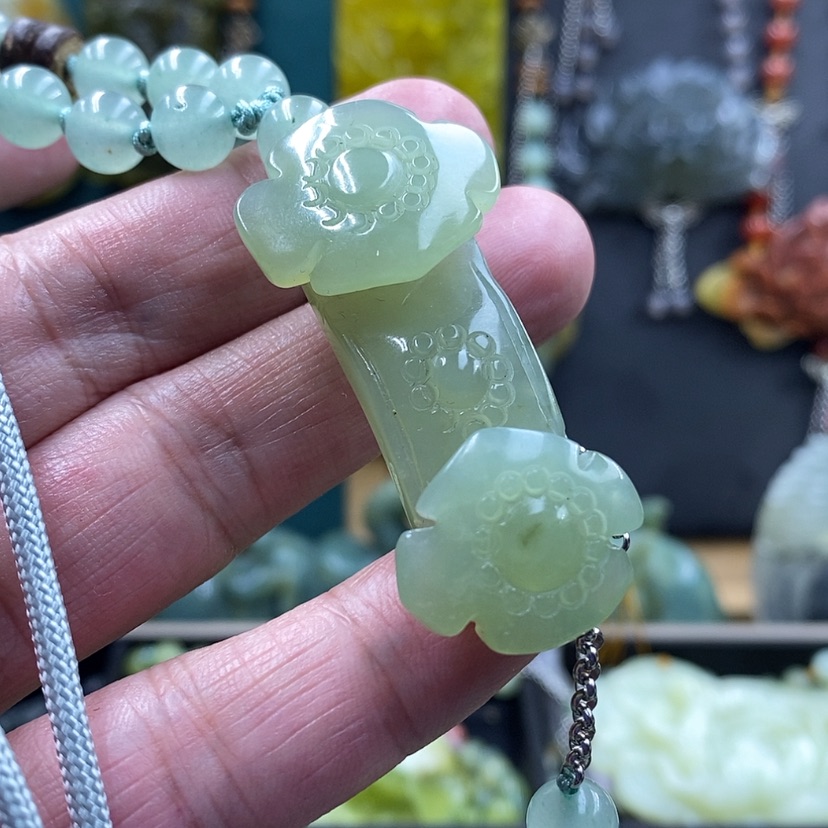 【闪购商品】未镶嵌岫玉吊坠