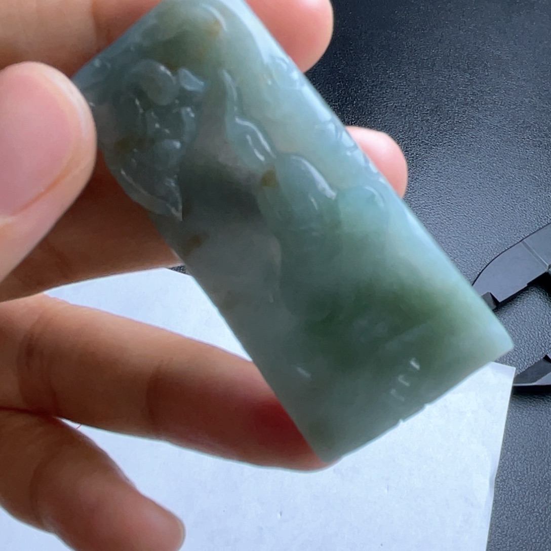 定制翡翠未镶嵌翡翠吊坠