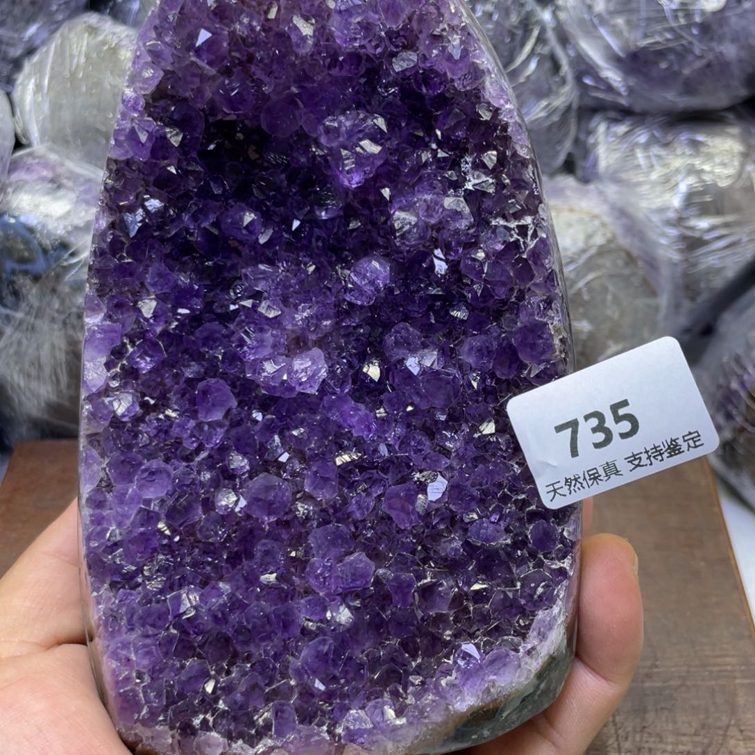 未镶嵌水晶大型摆件（非配饰）