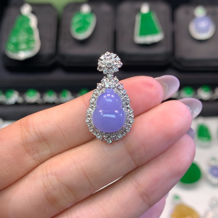 翡翠吊坠(不含链)18K金镶嵌新货