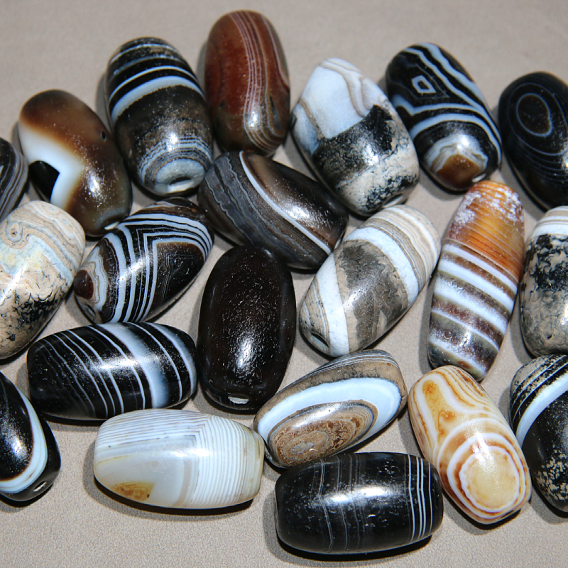 缠丝玛瑙做旧深色系粗勒子 大米珠 线条条纹 diy饰品配珠吊坠主珠