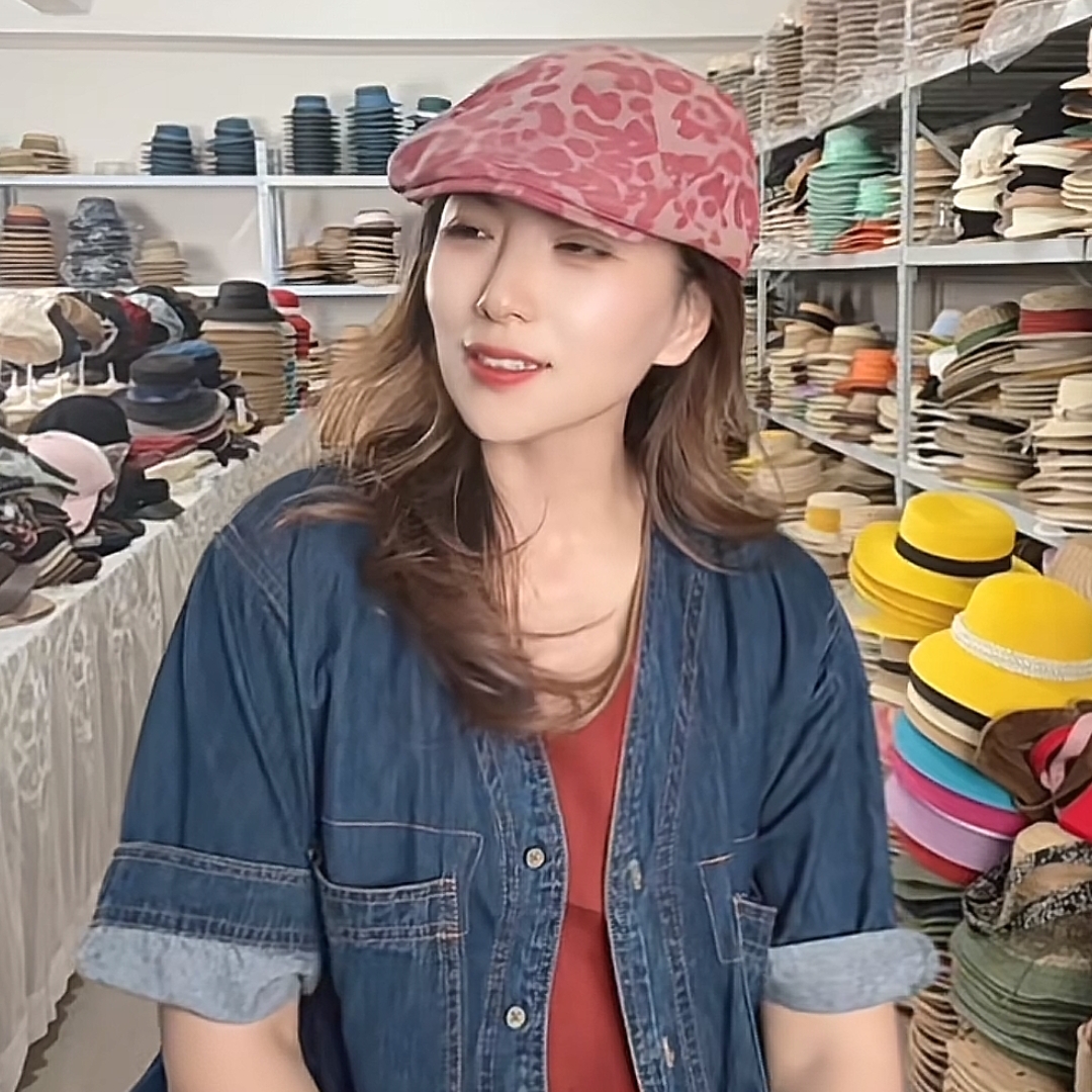 粉色豹纹前进帽女美式复古显脸小贝雷帽百搭大头围鸭舌帽子