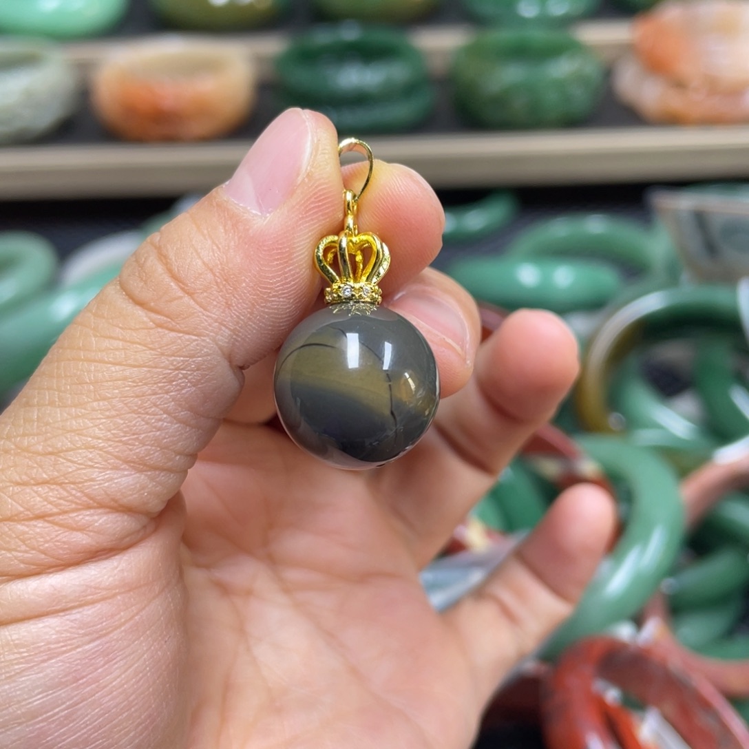 石英质玉未镶嵌手镯