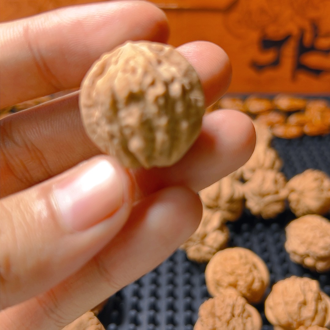 吊坠猴头核桃7**哥杰作24 18颗