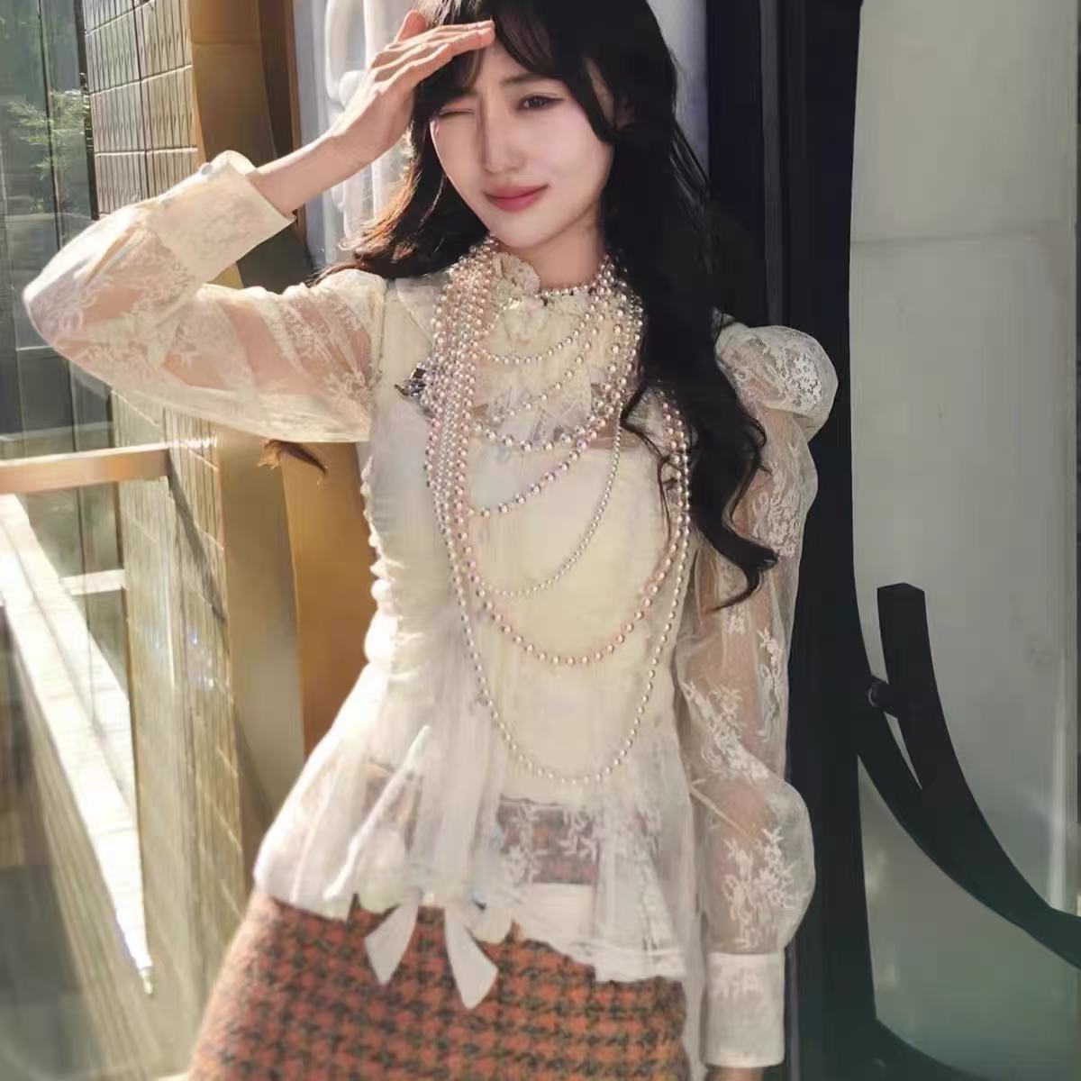 辰辰店白色蕾丝绣花长袖上衣半裙