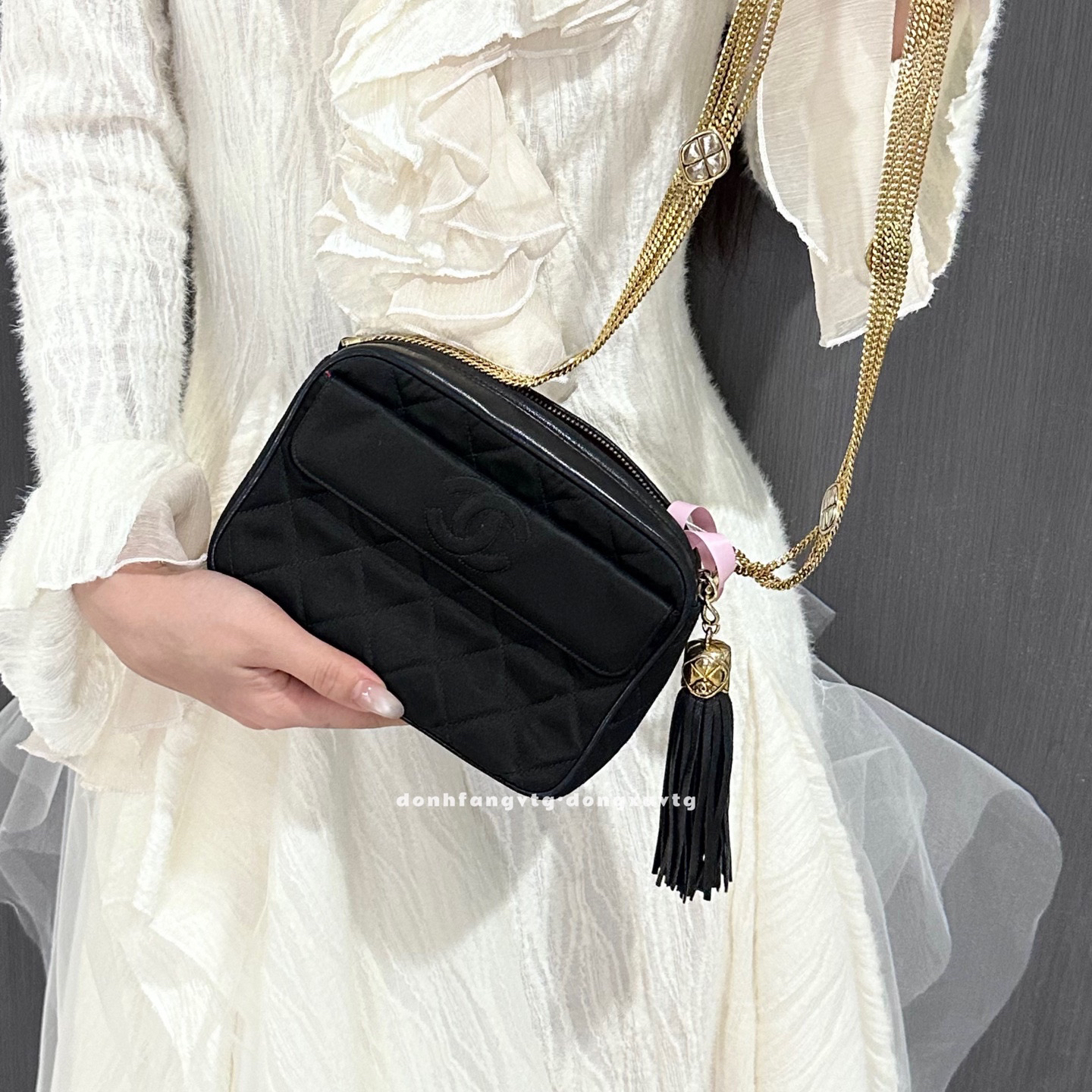 95新 Chanel/香奈儿 chanel 黑金中古流苏相机斜挎包K