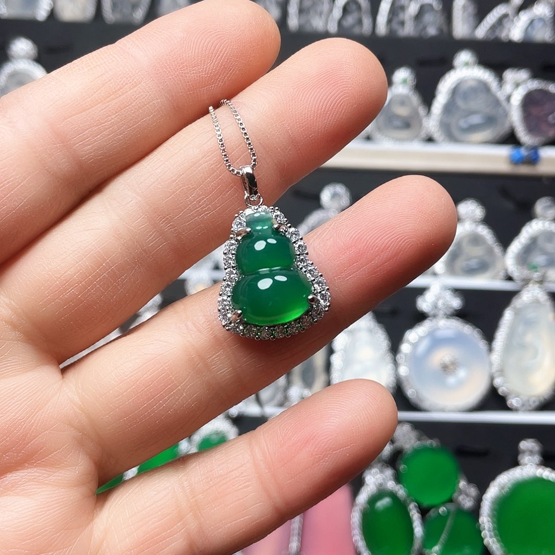 玛瑙/玉髓颈饰合金