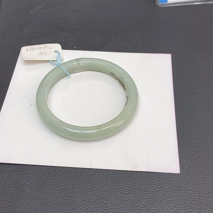 翡翠手镯未镶嵌55正圈