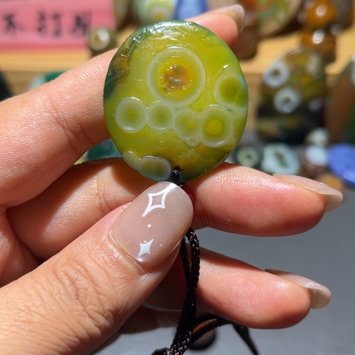 玛瑙/玉髓未镶嵌颈饰