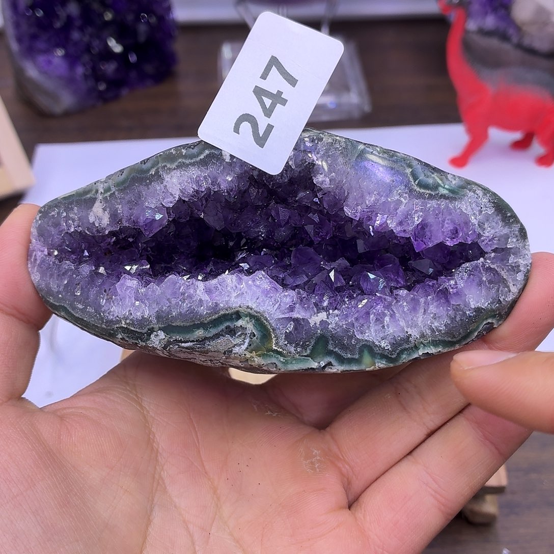 大型摆件（非配饰）紫晶未镶嵌
