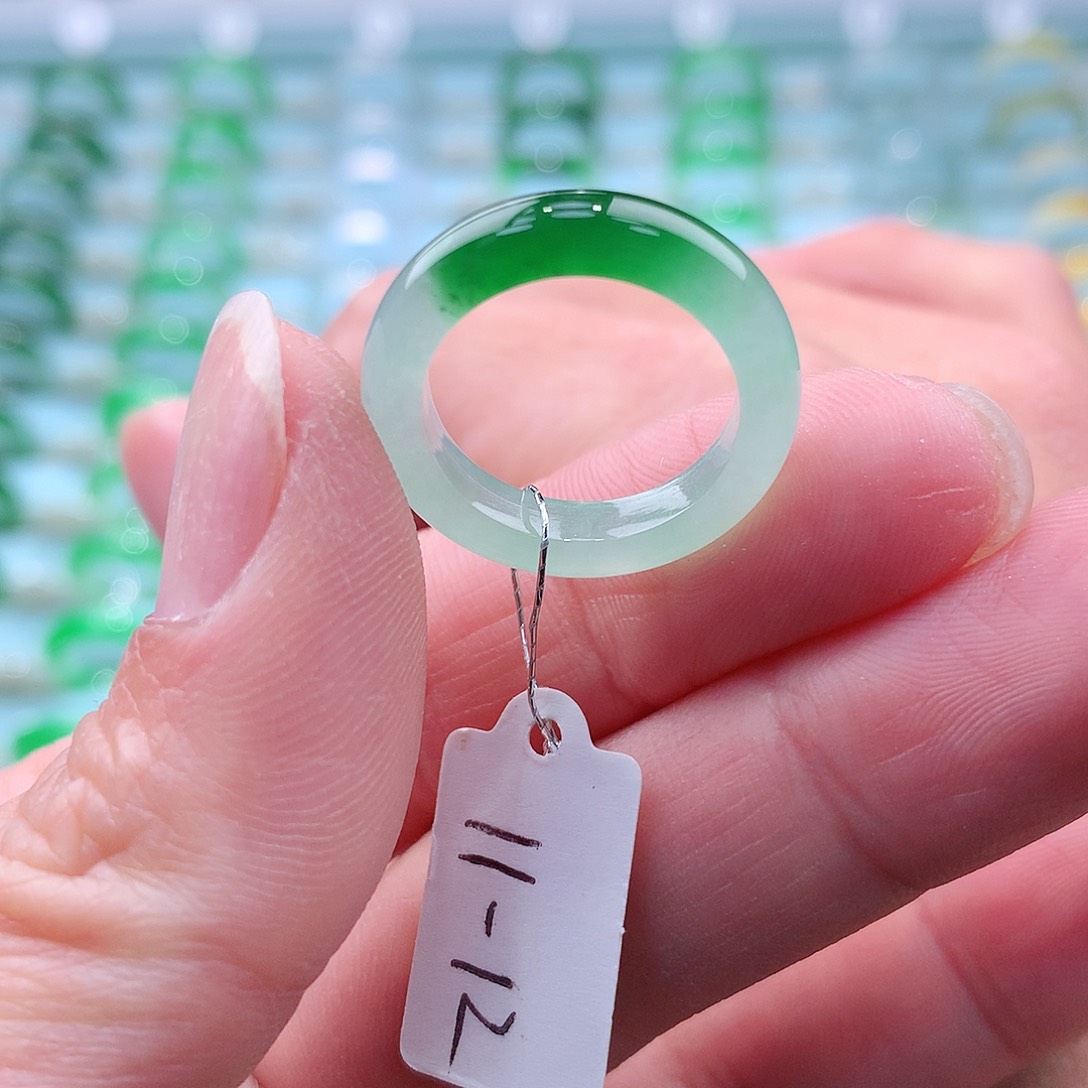 翡翠戒指未镶嵌A货缅甸翡翠