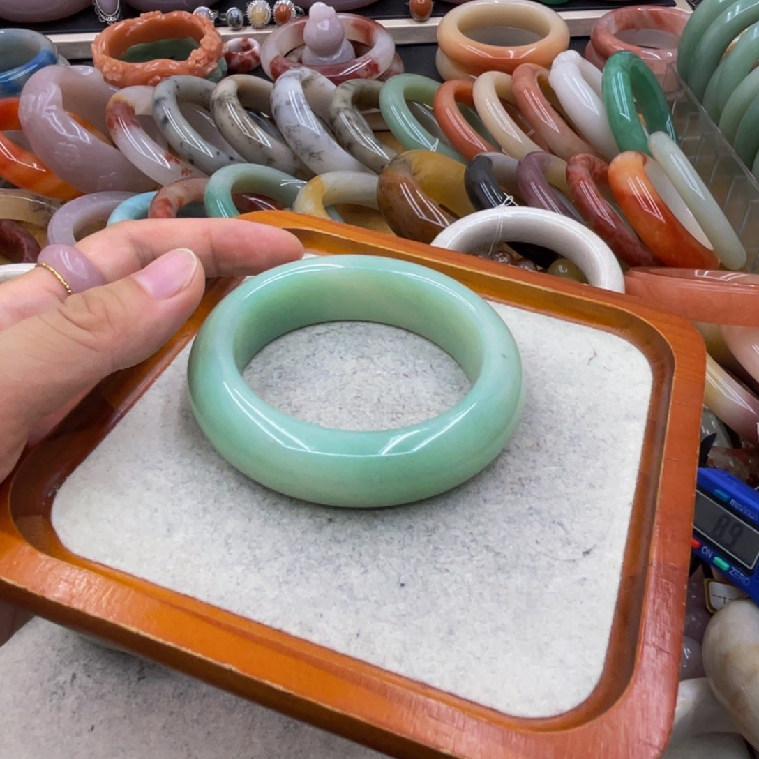 没***事石英质玉圈口齐全未镶嵌