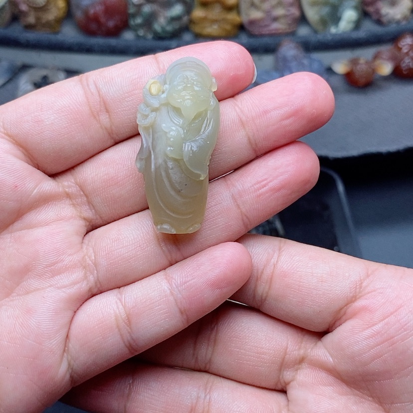 【闪购商品】定制石英质玉吊坠未镶嵌