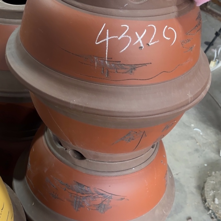凤***人花盆紫砂130-2。  43-20。红色