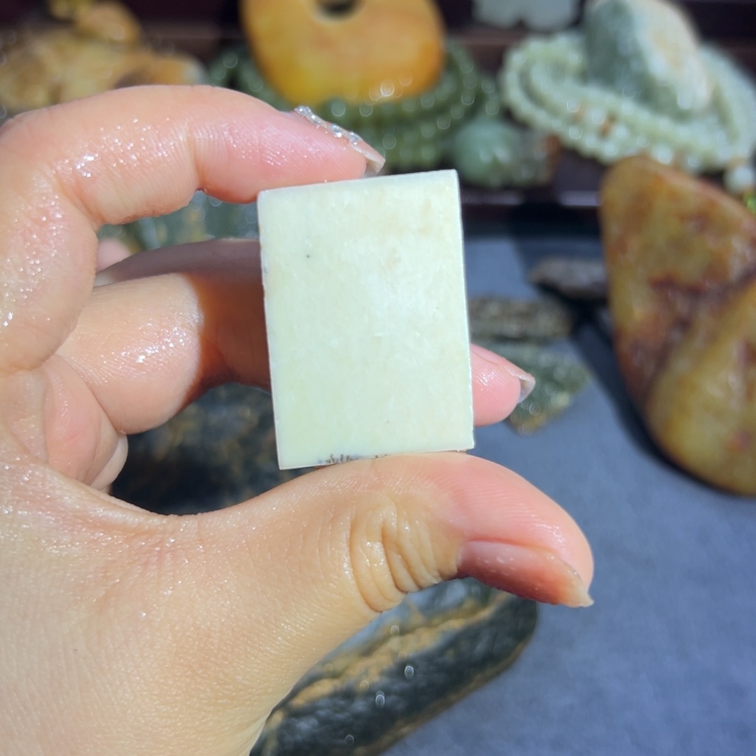 和田玉未镶嵌珠宝奇石