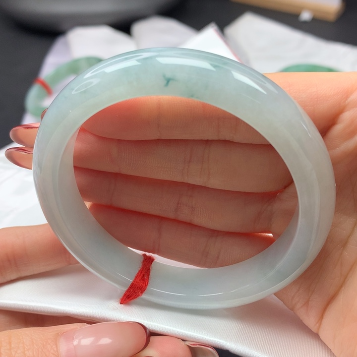 翡翠手镯未镶嵌61正圈