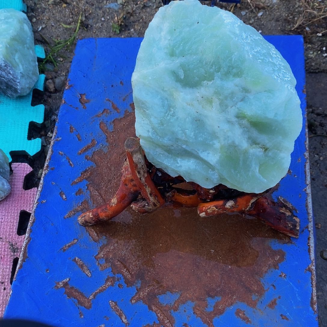 未镶嵌岫玉珠宝奇石