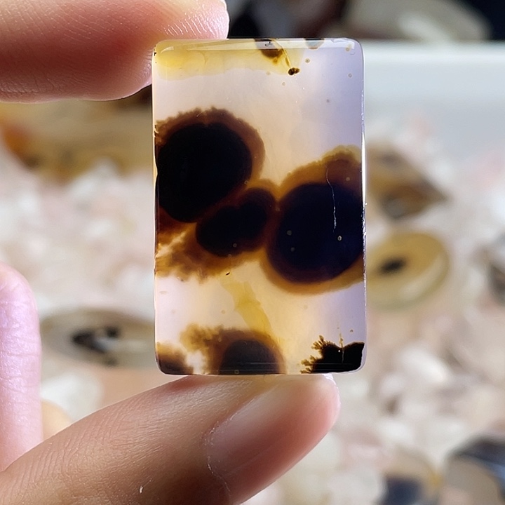 玛瑙/玉髓合金颈饰