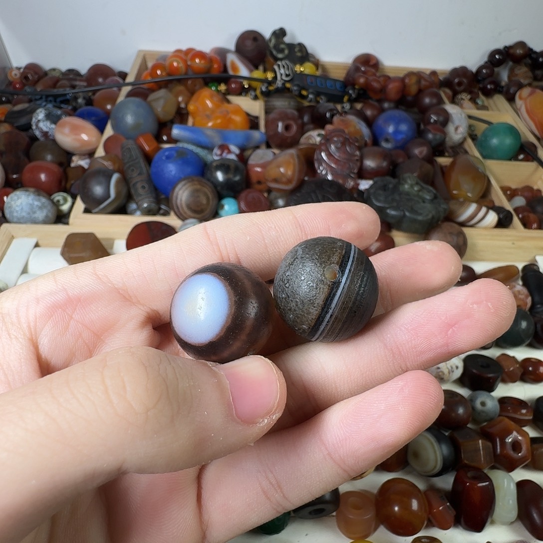 清***月玛瑙/玉髓未镶嵌纯天然