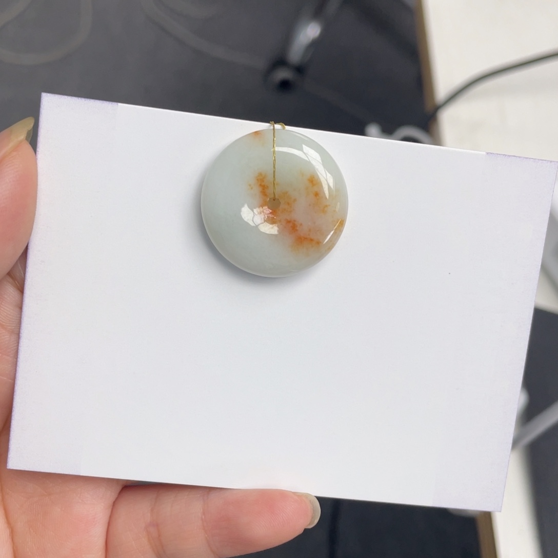 颈饰未镶嵌翡翠平安扣