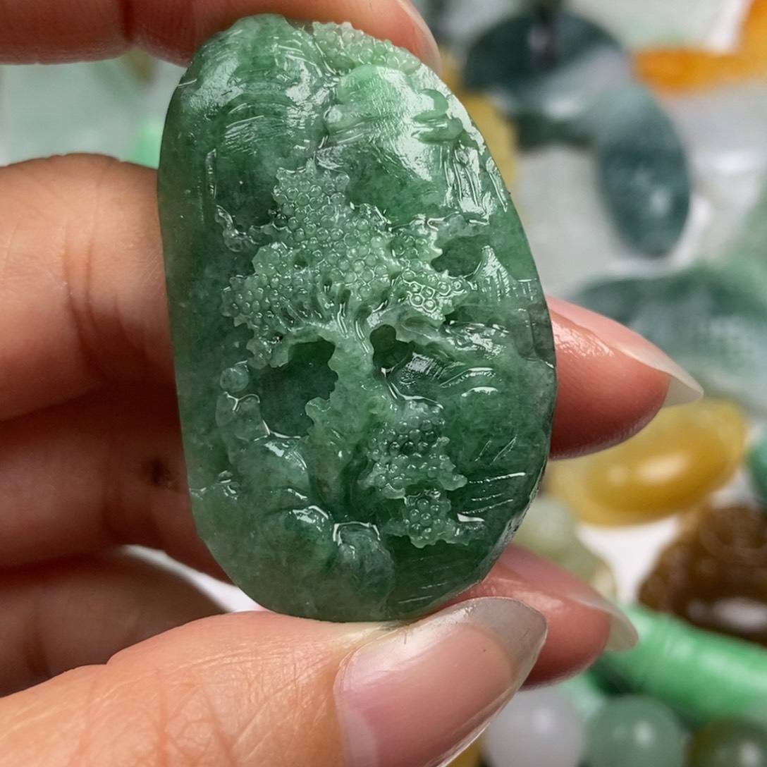 定制翡翠未镶嵌翡翠