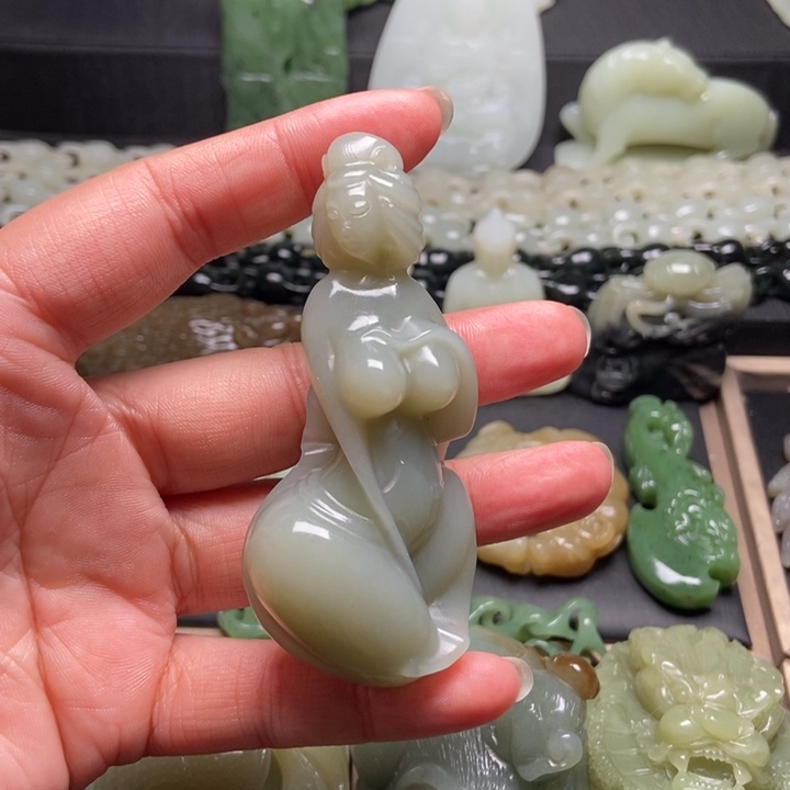 颈饰未镶嵌和田玉用****6